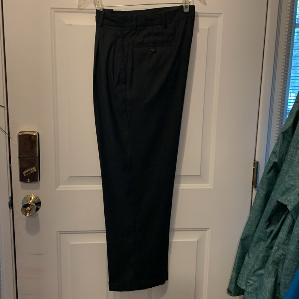 Men’s pleated dress slacks, black, size 32/30 - Picture 2 of 9